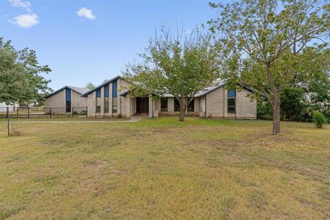 400 County Road 440 RDS Thrall TX 76578