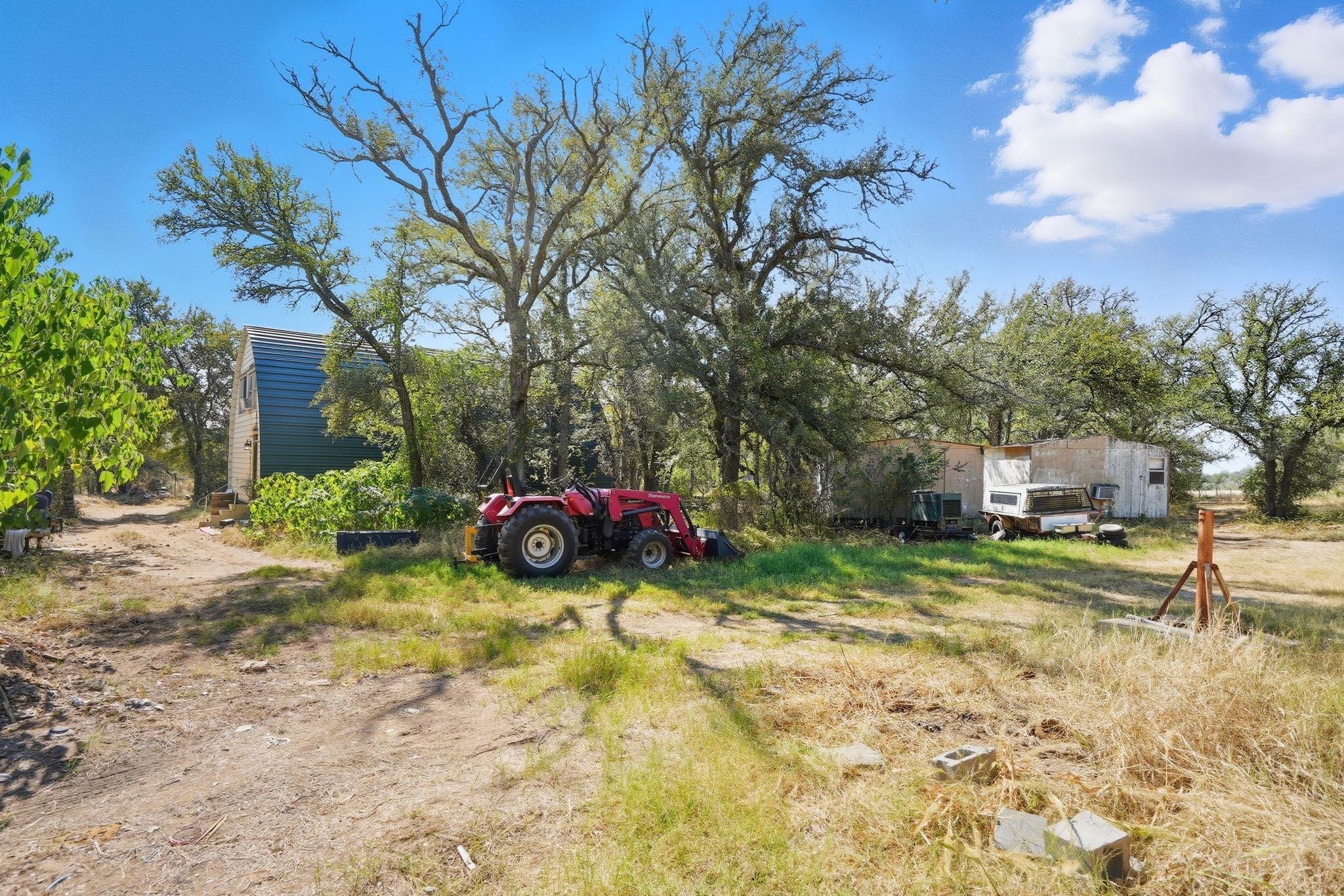 201 Deer Springs LOOP