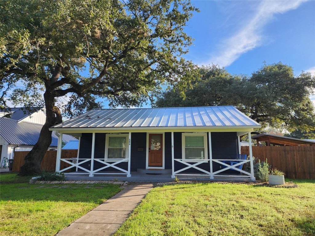 Photo of 506 S Church ST, Lockhart, TX 78644 (MLS # 3696647)