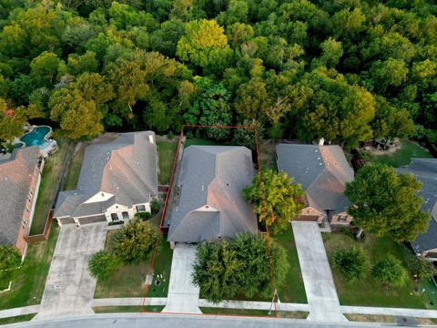 Photo of 636 Trailside BND, Round Rock, TX 78665 (MLS # 2061295)