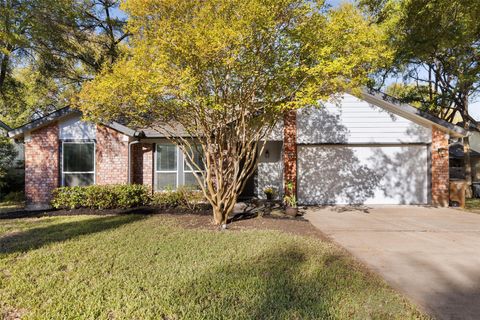 Photo of 4504 Oak Creek DR, Austin, TX 78727 (MLS # 7657112)