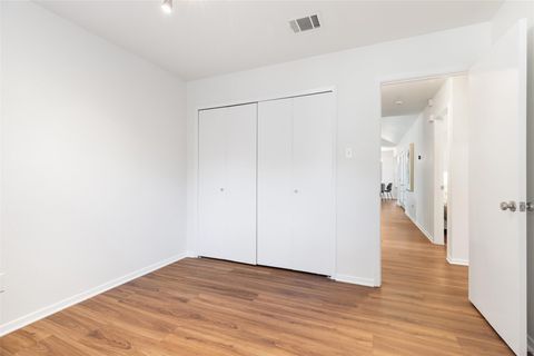 Tiny photo for 4504 Oak Creek DR, Austin, TX 78727 (MLS # 7657112)