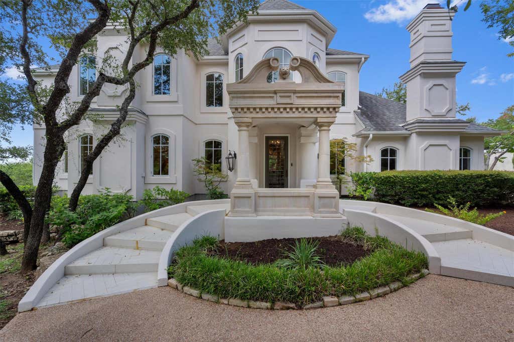 Photo of 3735 Lost Creek BLVD, Austin, TX 78735 (MLS # 4929454)