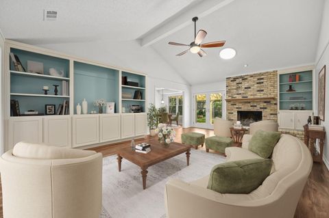 12025 Wycliff LN Austin TX 78727