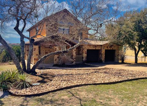 Photo of 17932 Edgewood WAY, Jonestown, TX 78645 (MLS # 6550126)