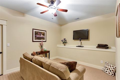 Tiny photo for 17932 Edgewood WAY, Jonestown, TX 78645 (MLS # 6550126)