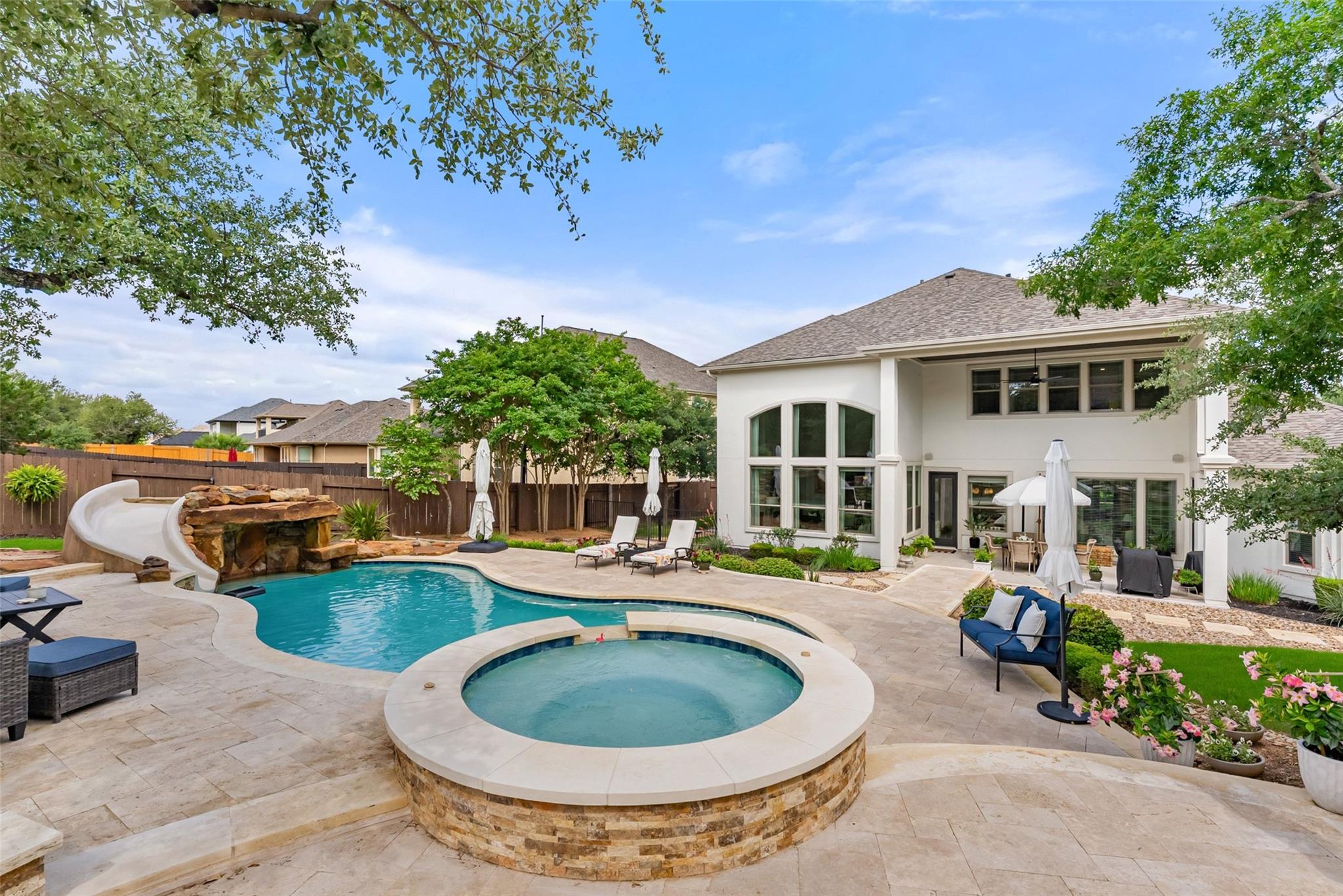 1928 Long Bow DR