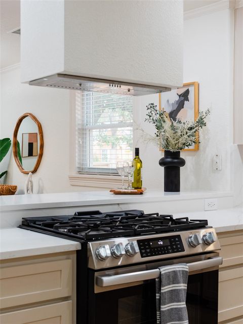 Tiny photo for 3801 Avenue H, Austin, TX 78751 (MLS # 5413231)