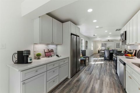 Tiny photo for 7309 Blessing Ave, Austin, TX 78752 (MLS # 8209064)