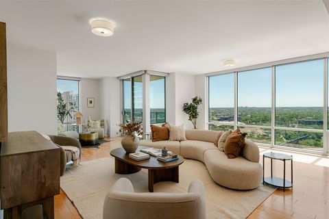 Photo of 300 Bowie ST #2902, Austin, TX 78703 (MLS # 4826697)