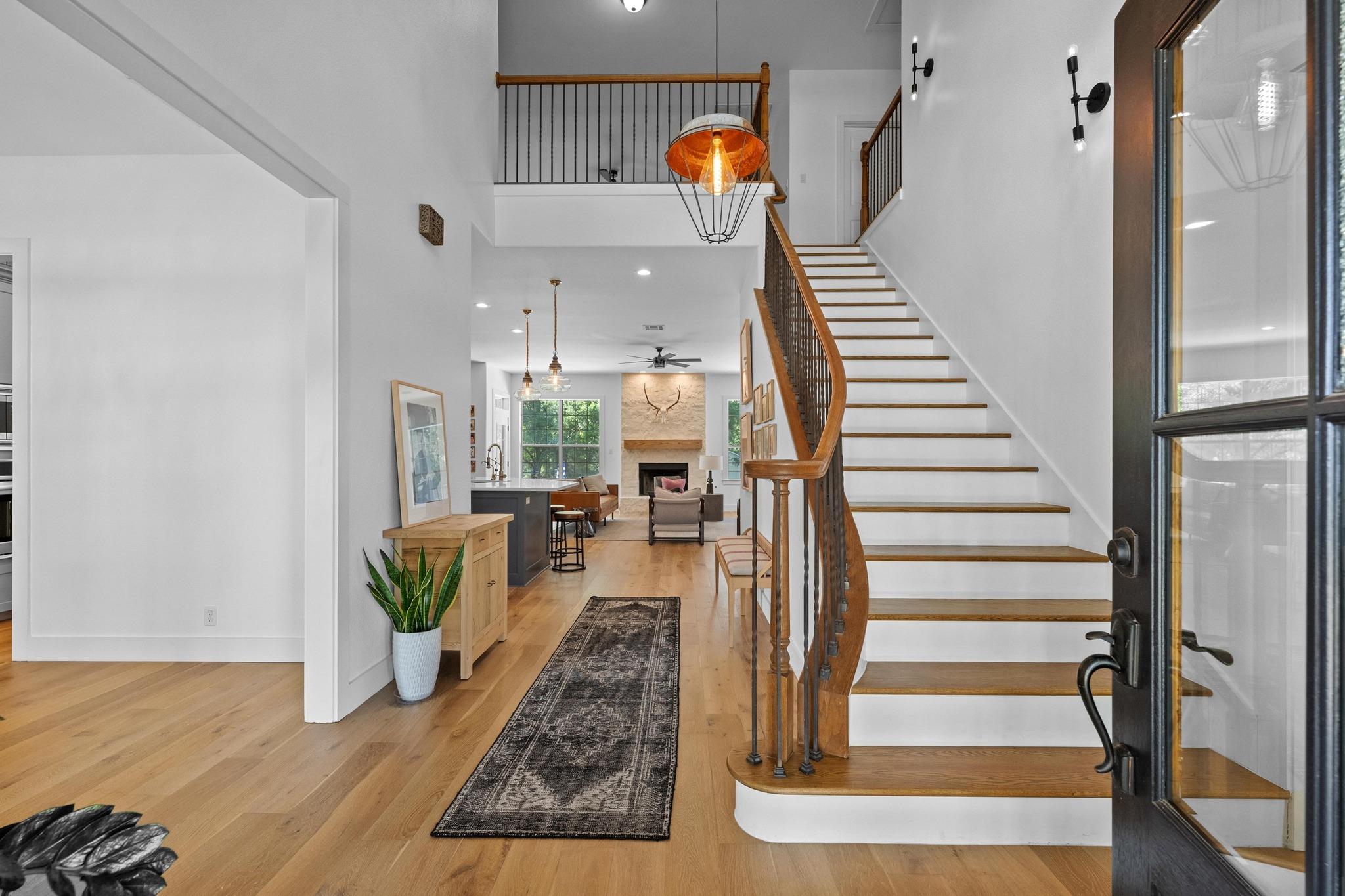 140 Vincas Shadow CT