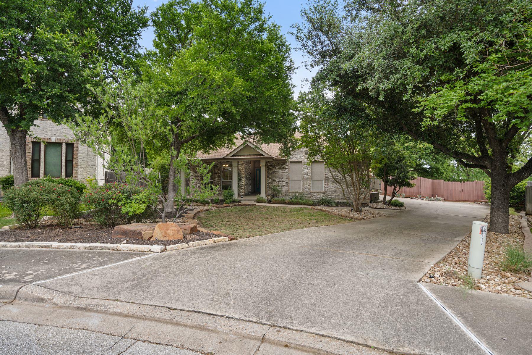 2812 Cascade Falls DR