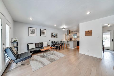 Photo of 8001 Briarwood LN, Austin, TX 78757 (MLS # 7547519)