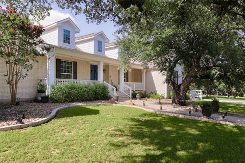 914 Ranchers Club LN Driftwood TX 78619