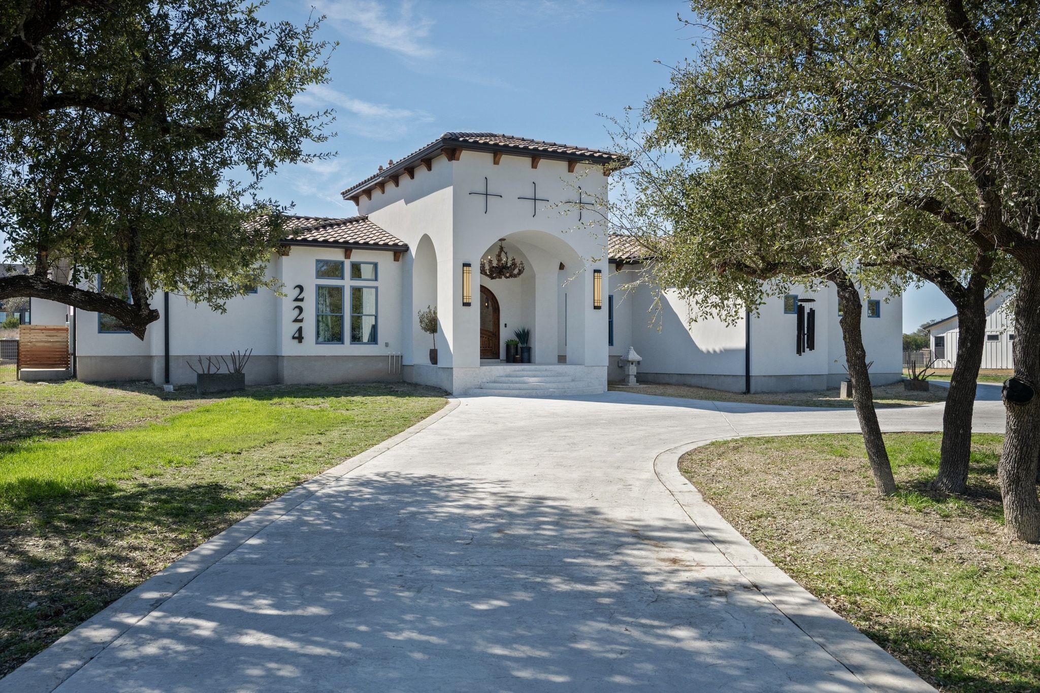 224 Esperanza Petal PASS