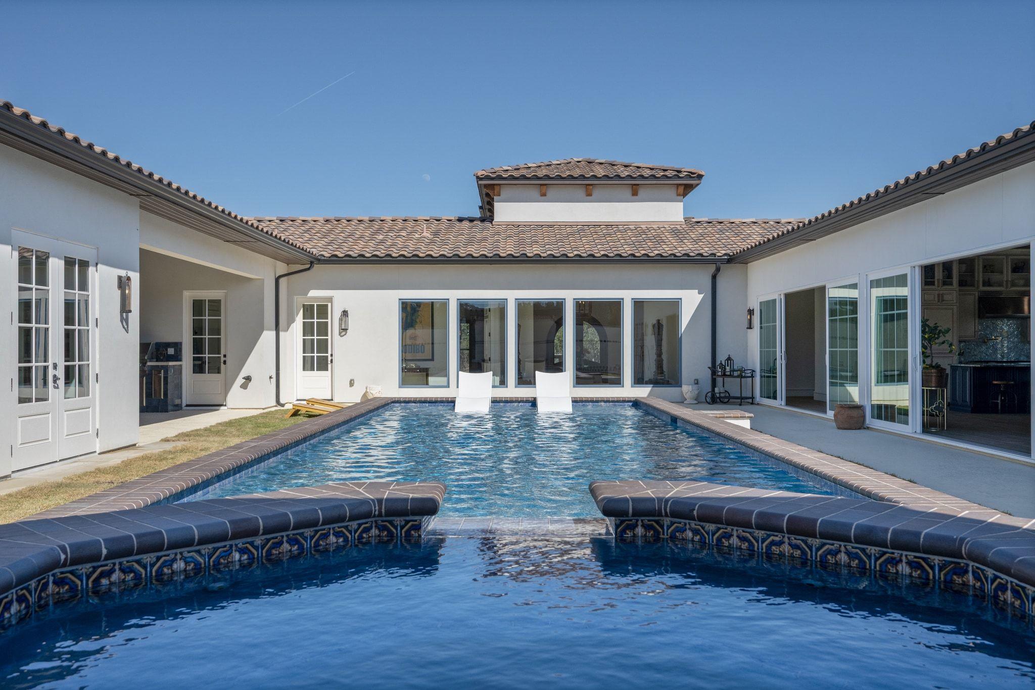 224 Esperanza Petal PASS