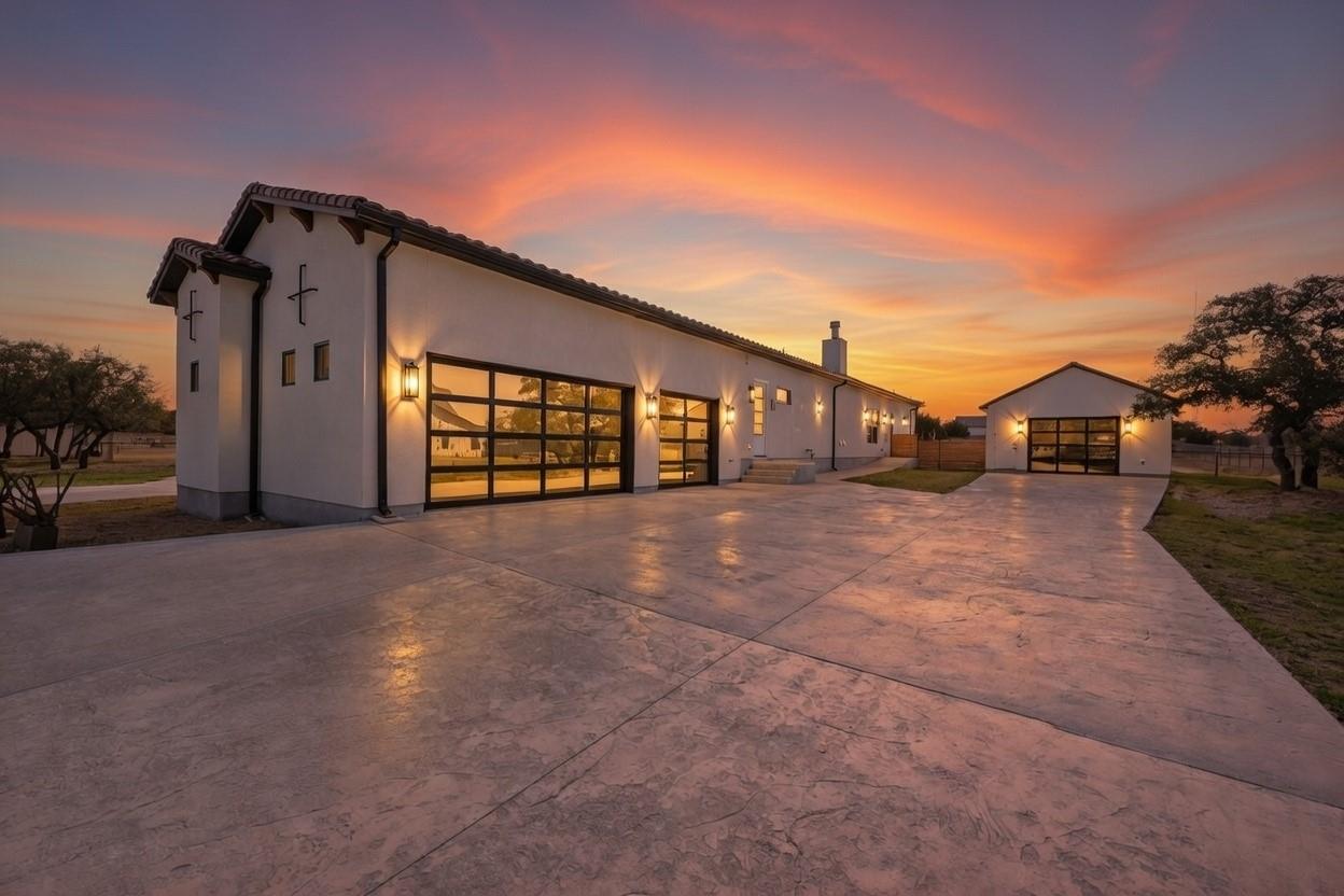 224 Esperanza Petal PASS