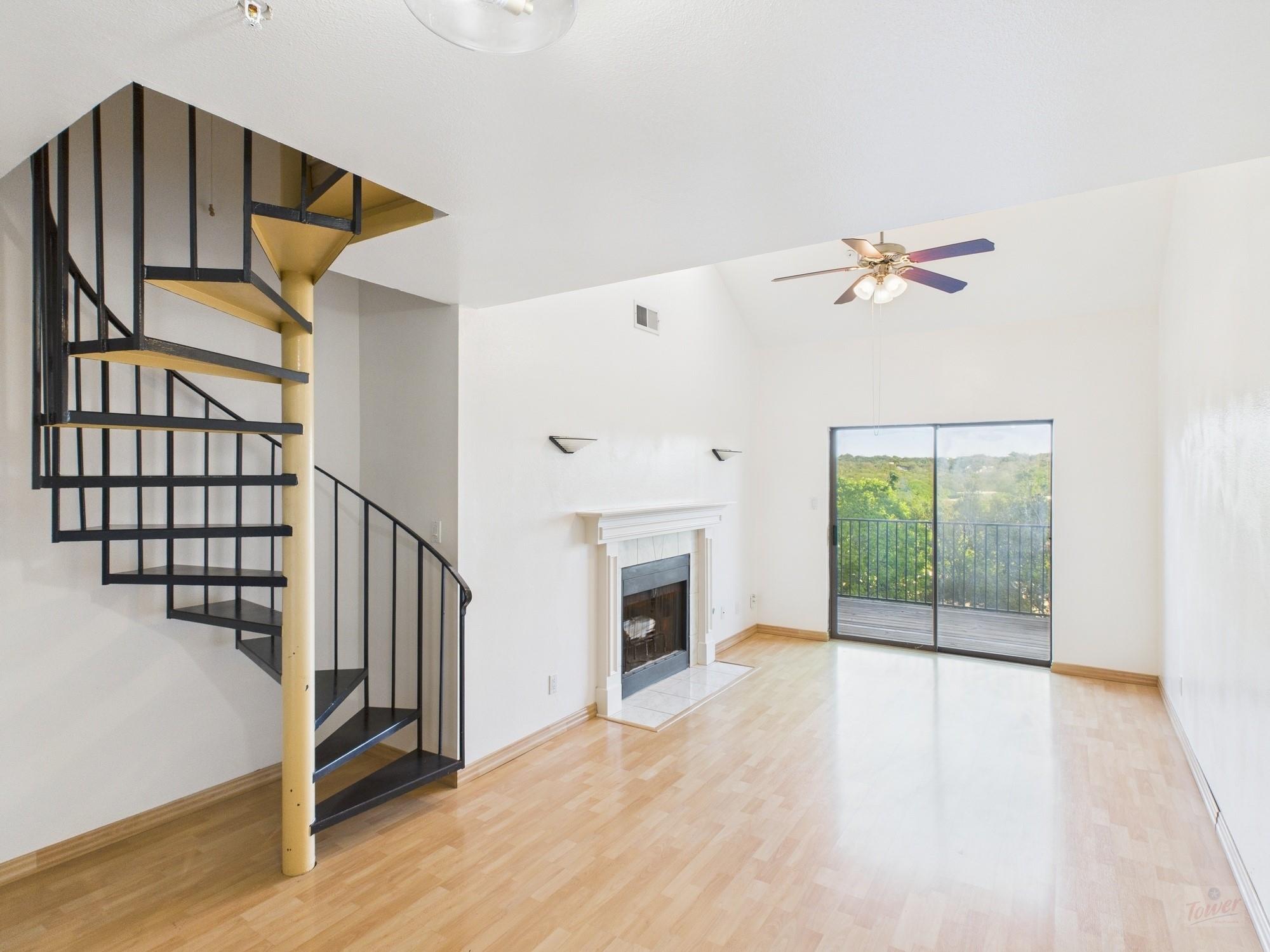 1741 Spyglass DR 1-323