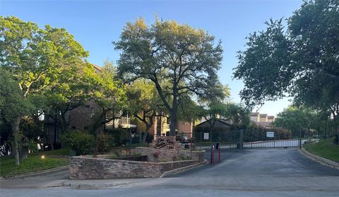 Photo of 1741 Spyglass DR #1-323, Austin, TX 78746 (MLS # 9226229)