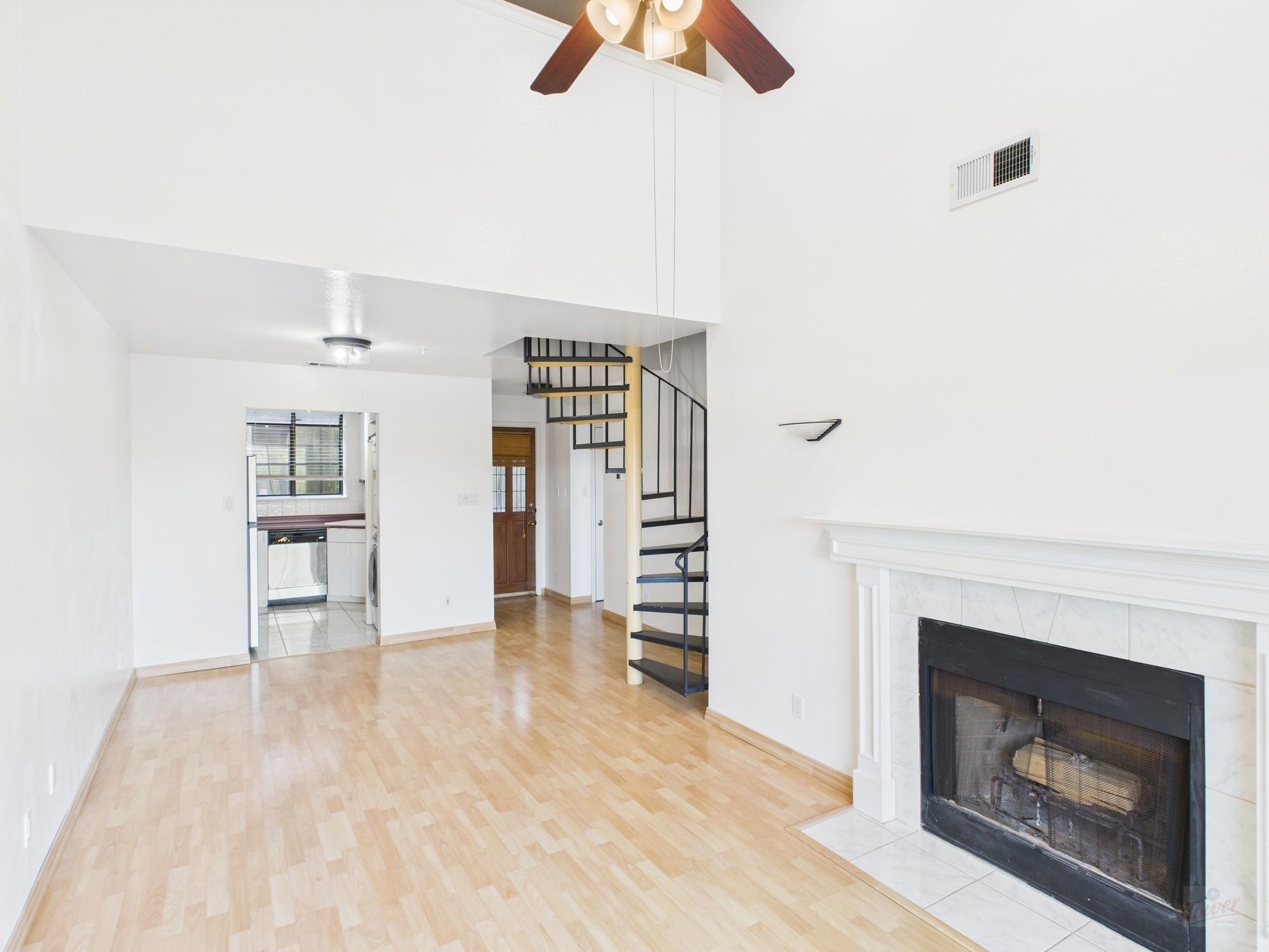 1741 Spyglass DR 1-323