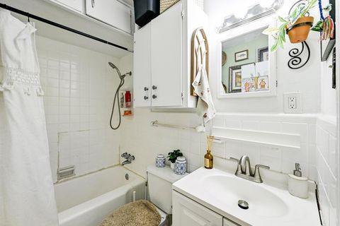 Tiny photo for 4530 Avenue D #B, Austin, TX 78751 (MLS # 3246322)