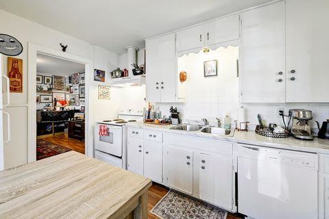 Tiny photo for 4530 Avenue D #B, Austin, TX 78751 (MLS # 3246322)