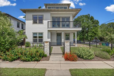Photo of 1301 San Bernard ST, Austin, TX 78702 (MLS # 7866558)