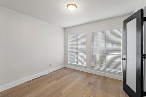 Tiny photo for 909 Reinli ST #101, Austin, TX 78751 (MLS # 8004437)