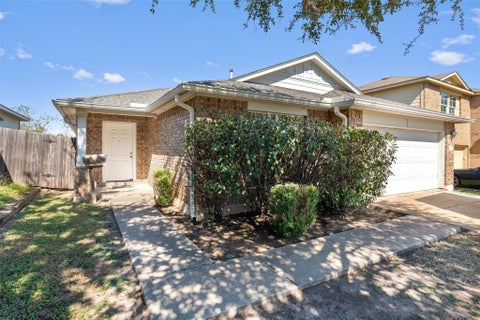 Photo of 18320 Great Falls DR, Manor, TX 78653 (MLS # 8621433)