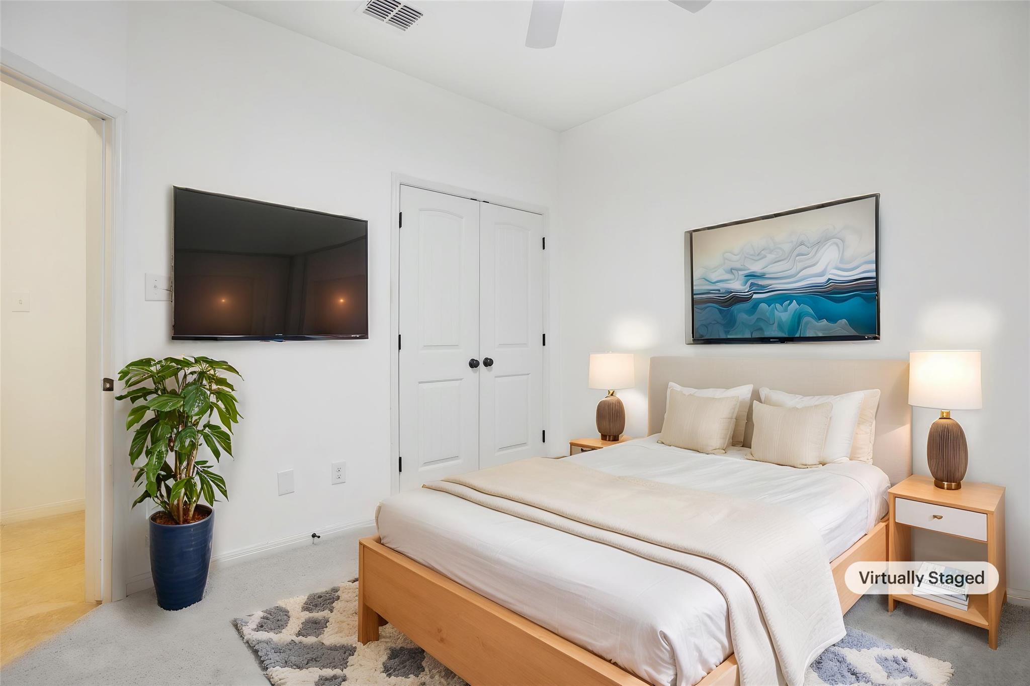 8 Rock Hollow CIR