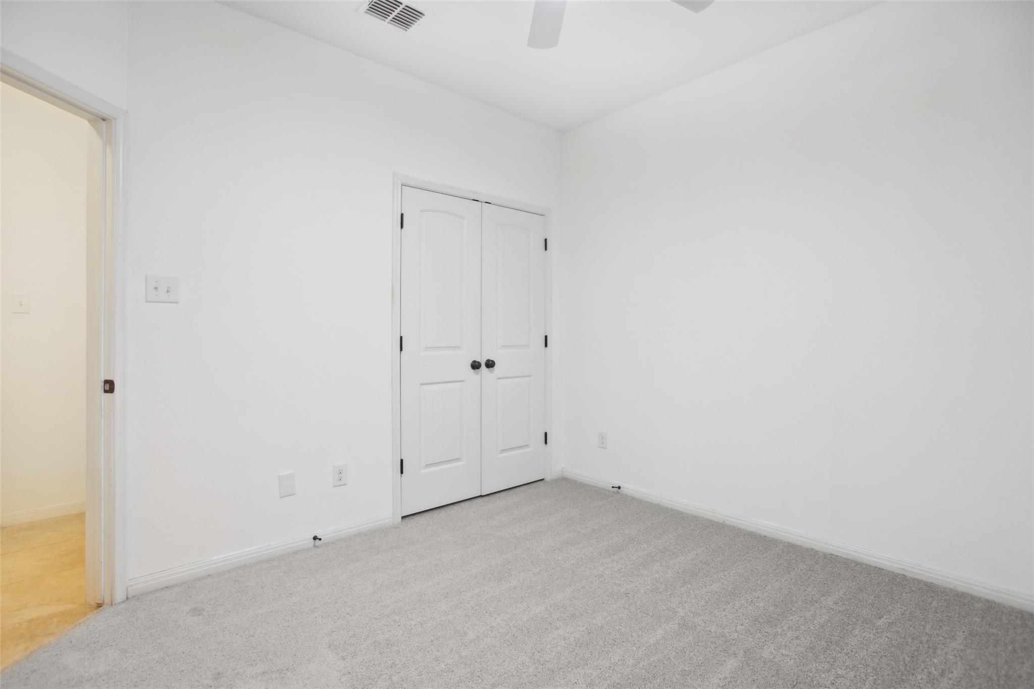 8 Rock Hollow CIR