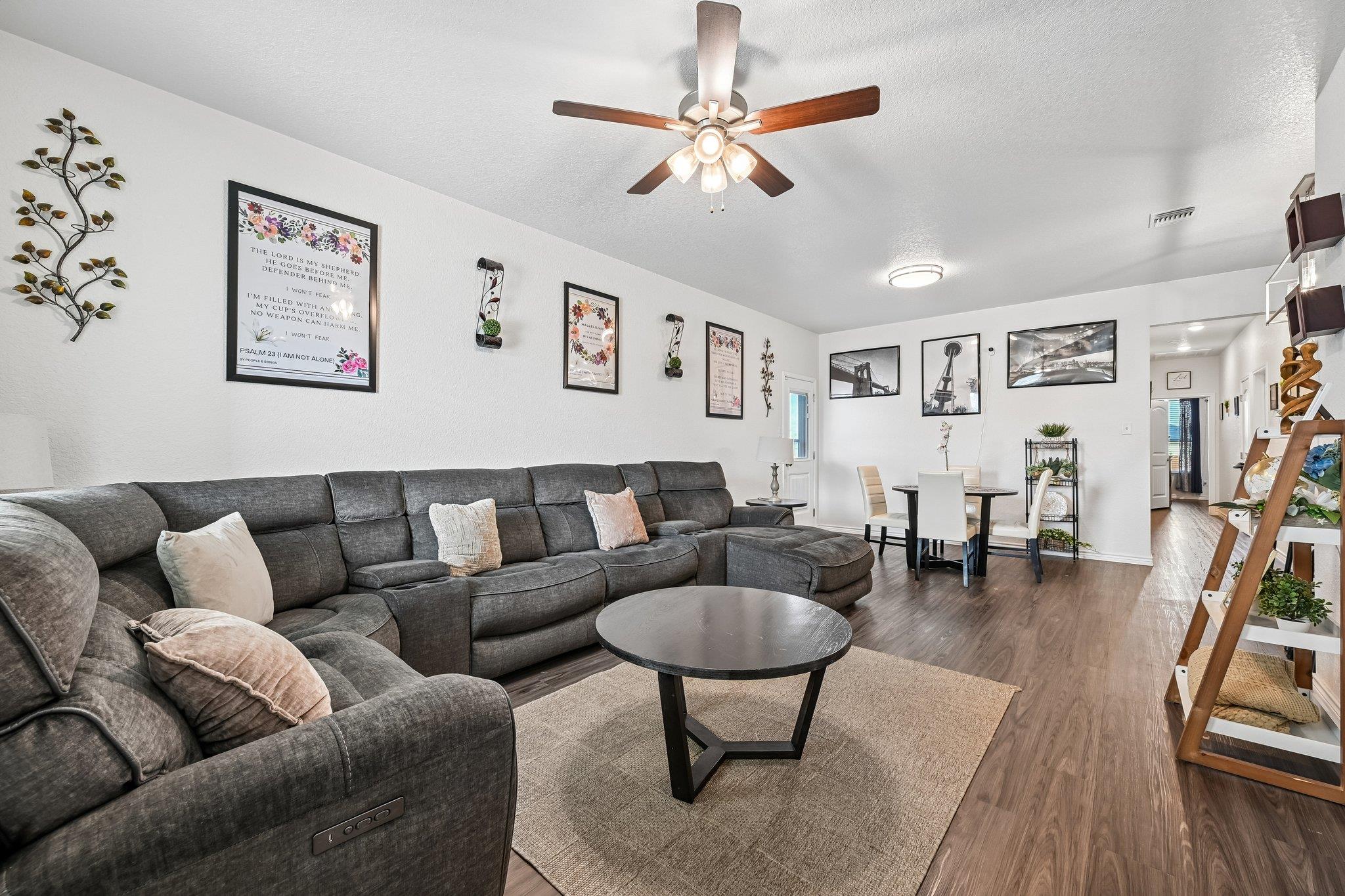 5007 Rose Garden LOOP