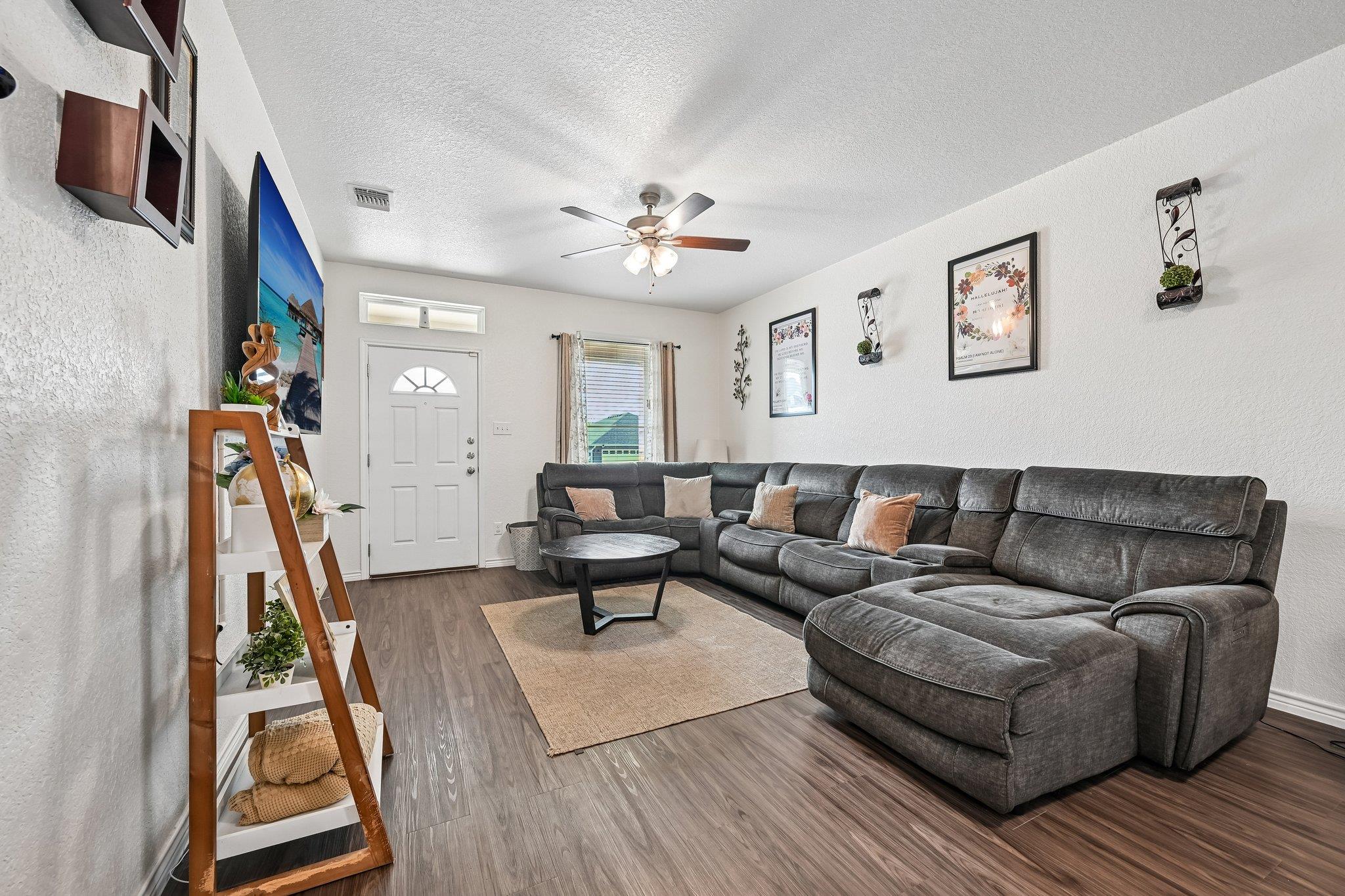 5007 Rose Garden LOOP