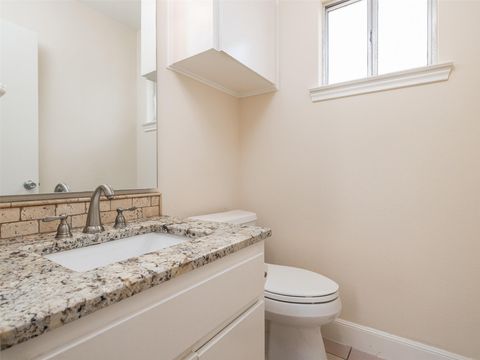 Tiny photo for 709 Lost CYN, West Lake Hills, TX 78746 (MLS # 6790000)