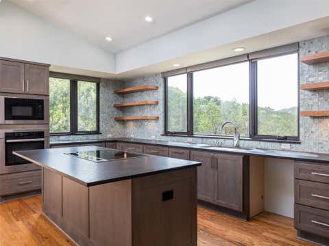Tiny photo for 709 Lost CYN, West Lake Hills, TX 78746 (MLS # 6790000)