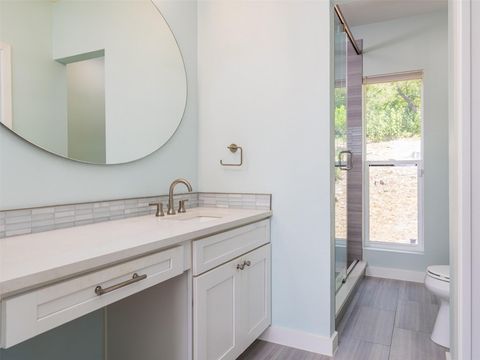 Tiny photo for 709 Lost CYN, West Lake Hills, TX 78746 (MLS # 6790000)