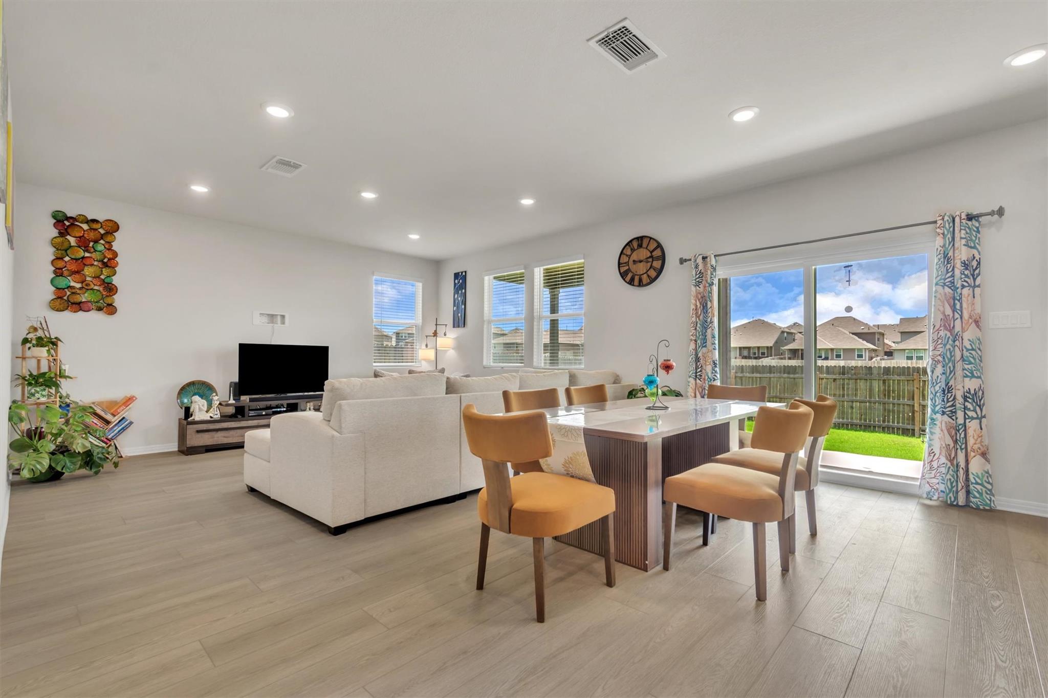 722 Palo Brea LOOP