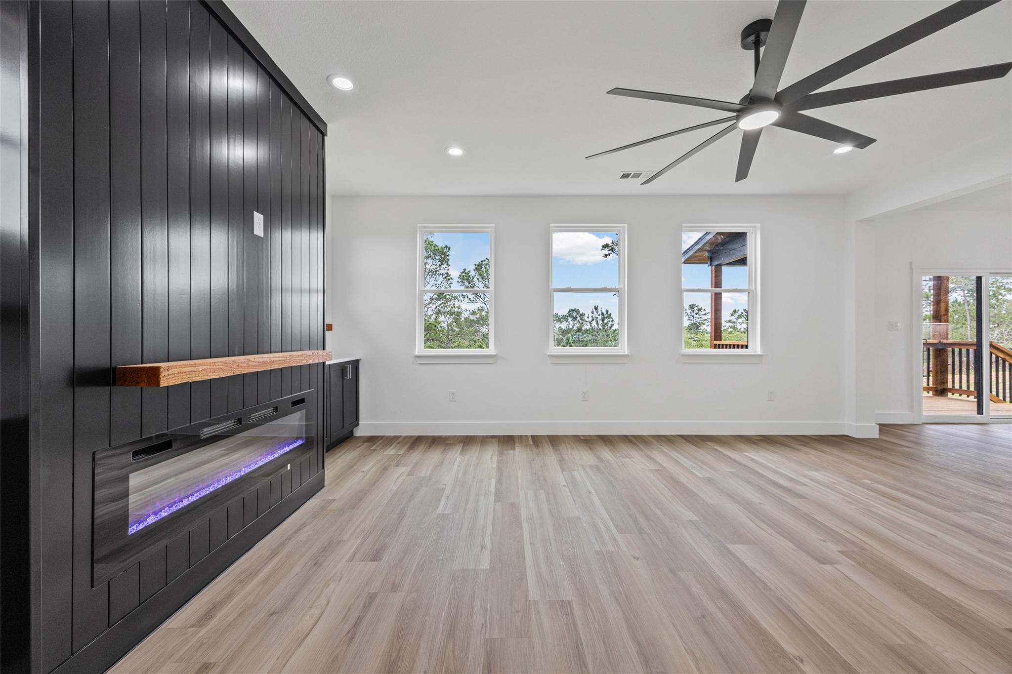 142 Mahalo CT