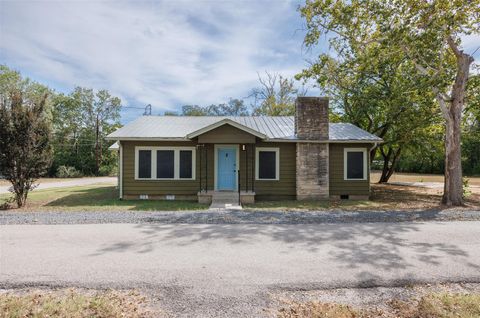 Photo of 201 Rose ST, Buda, TX 78610 (MLS # 2132786)