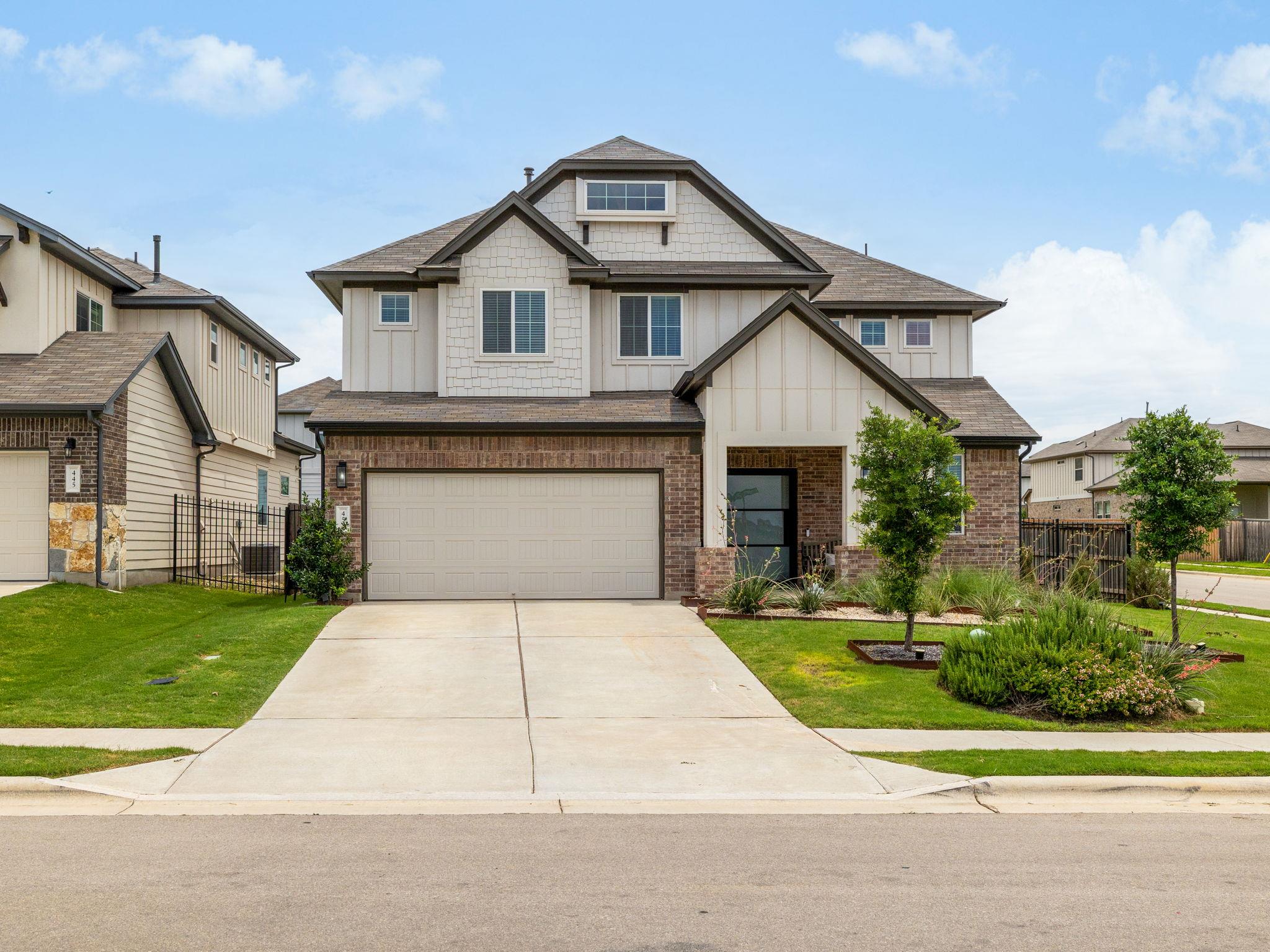 453 Arrowhead Vine ST