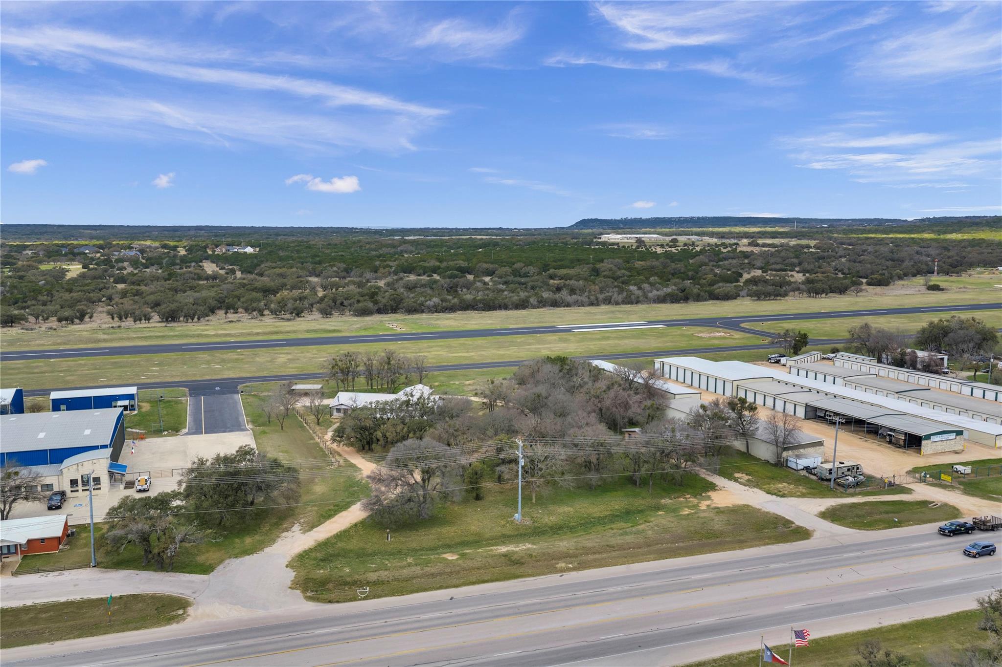 3100 & 3210 S HWY 281