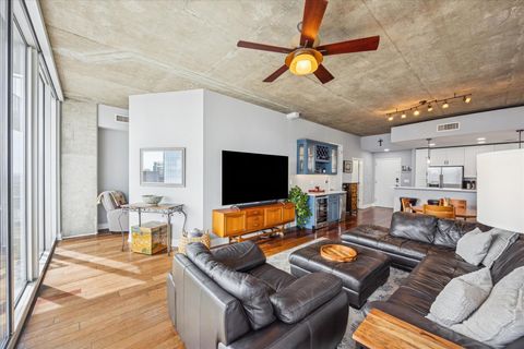 Tiny photo for 360 Nueces ST #4009, Austin, TX 78701 (MLS # 1967206)