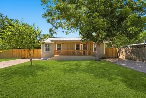 Photo of 125 Discovery LN, San Marcos, TX 78666 (MLS # 5989301)