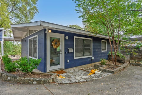 Photo of 1404 W 32nd ST, Austin, TX 78703 (MLS # 4895622)