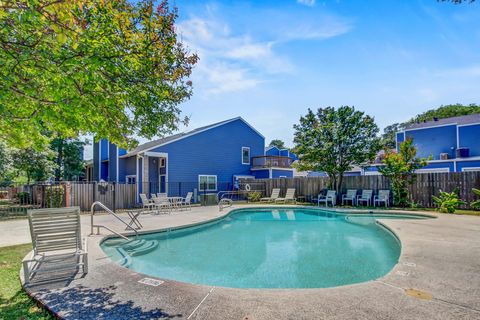 Tiny photo for 1010 Rundberg LN #24, Austin, TX 78758 (MLS # 4885330)