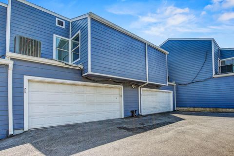 Tiny photo for 1010 Rundberg LN #24, Austin, TX 78758 (MLS # 4885330)