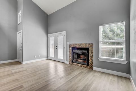 Tiny photo for 1010 Rundberg LN #24, Austin, TX 78758 (MLS # 4885330)
