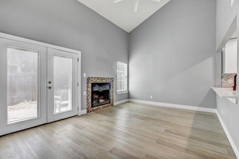 Tiny photo for 1010 Rundberg LN #24, Austin, TX 78758 (MLS # 4885330)
