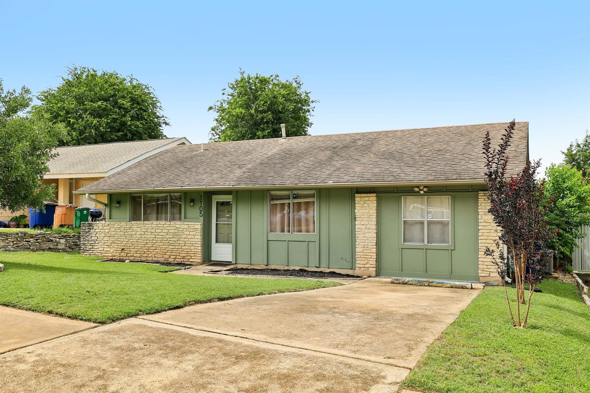 1105 Blue Ridge DR