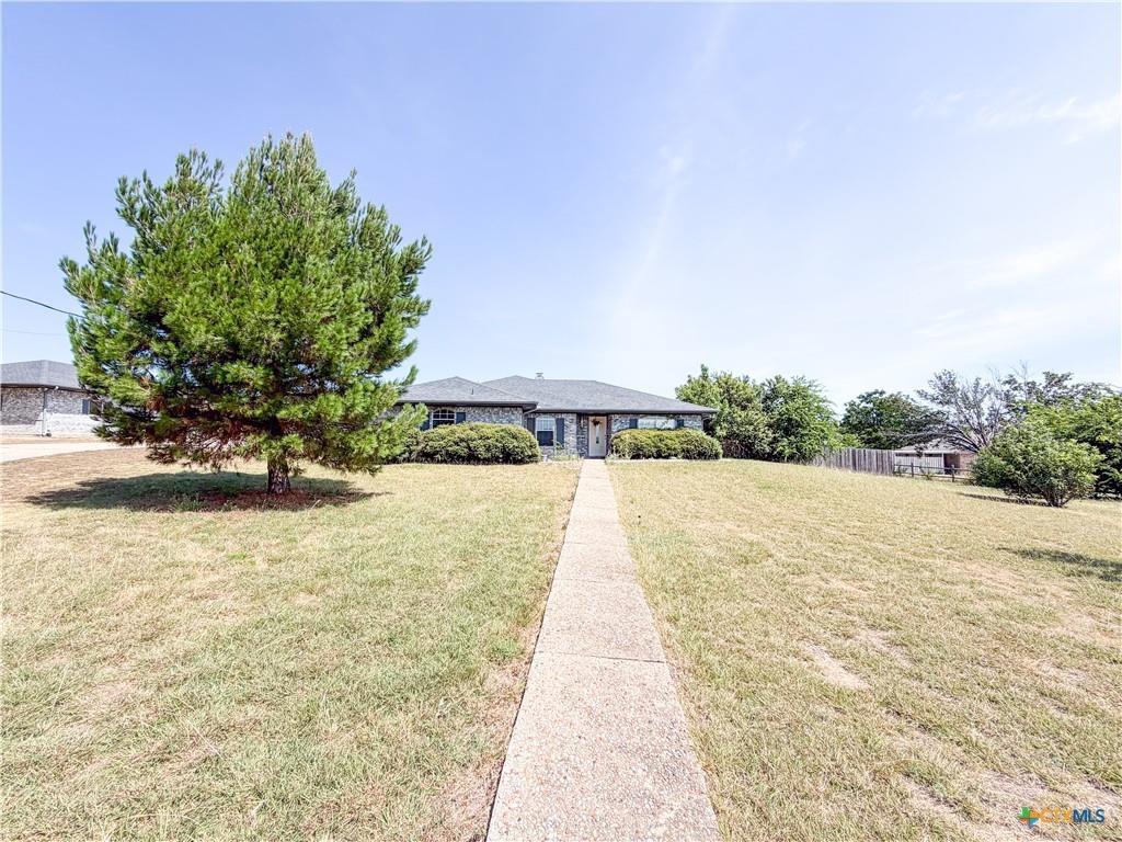 875 Spring Creek LN